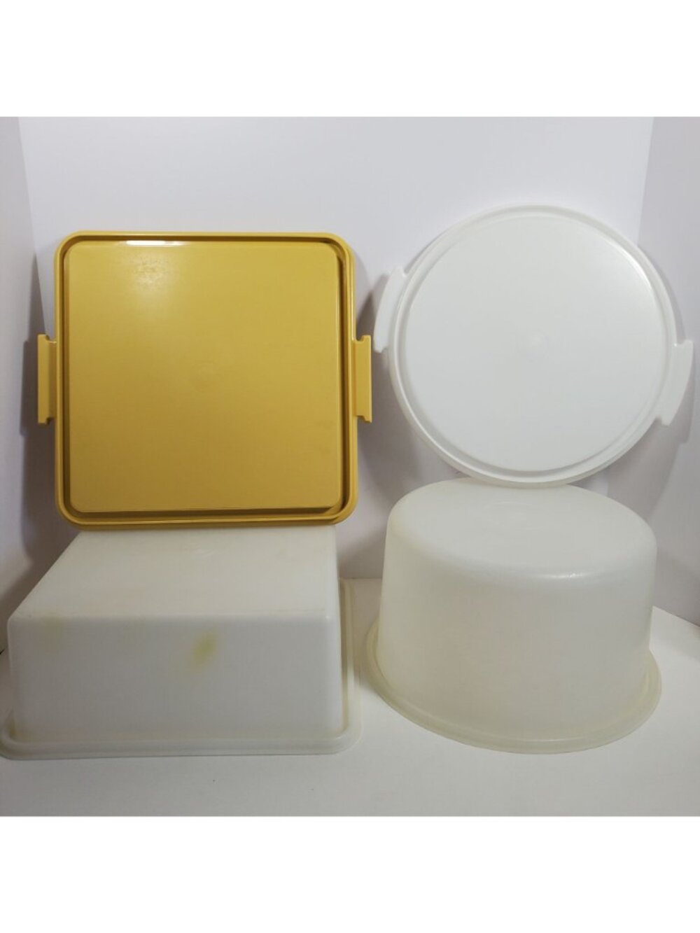Vintage Tupperware Cake Takers Handles Lot Round Square MCM Harvest Sheer - Picture 8 of 16